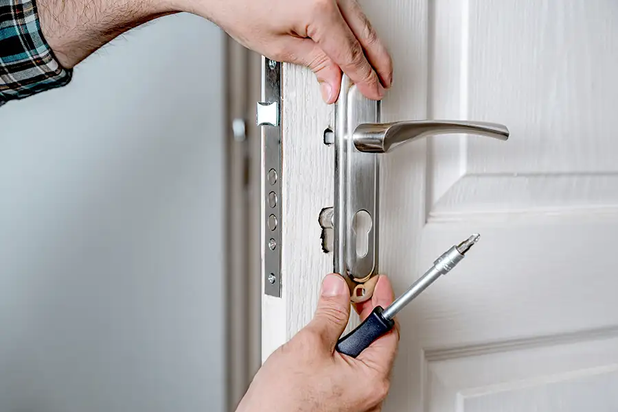 Handyman services - Doors, door hardware, lock installation - Springfield, IL